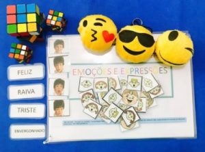Emoções e Expressões - Meninas